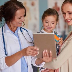Jak przygotować dziecko do wizyty u lekarza?
