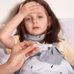 Szkarlatyna u dzieci- przebieg leczenie i objawy